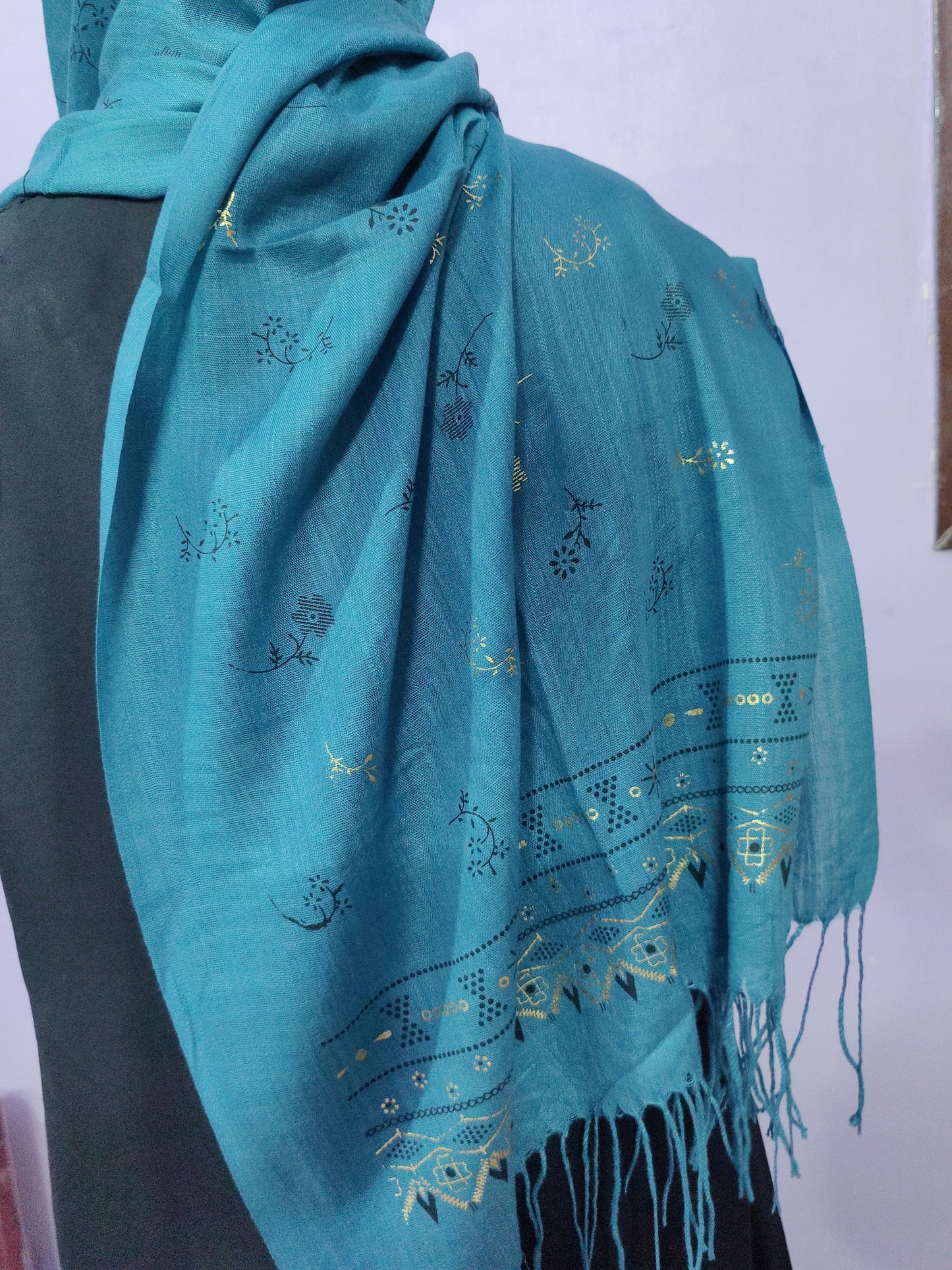 Fancy Gold Foil Printed Stoler/Hijab