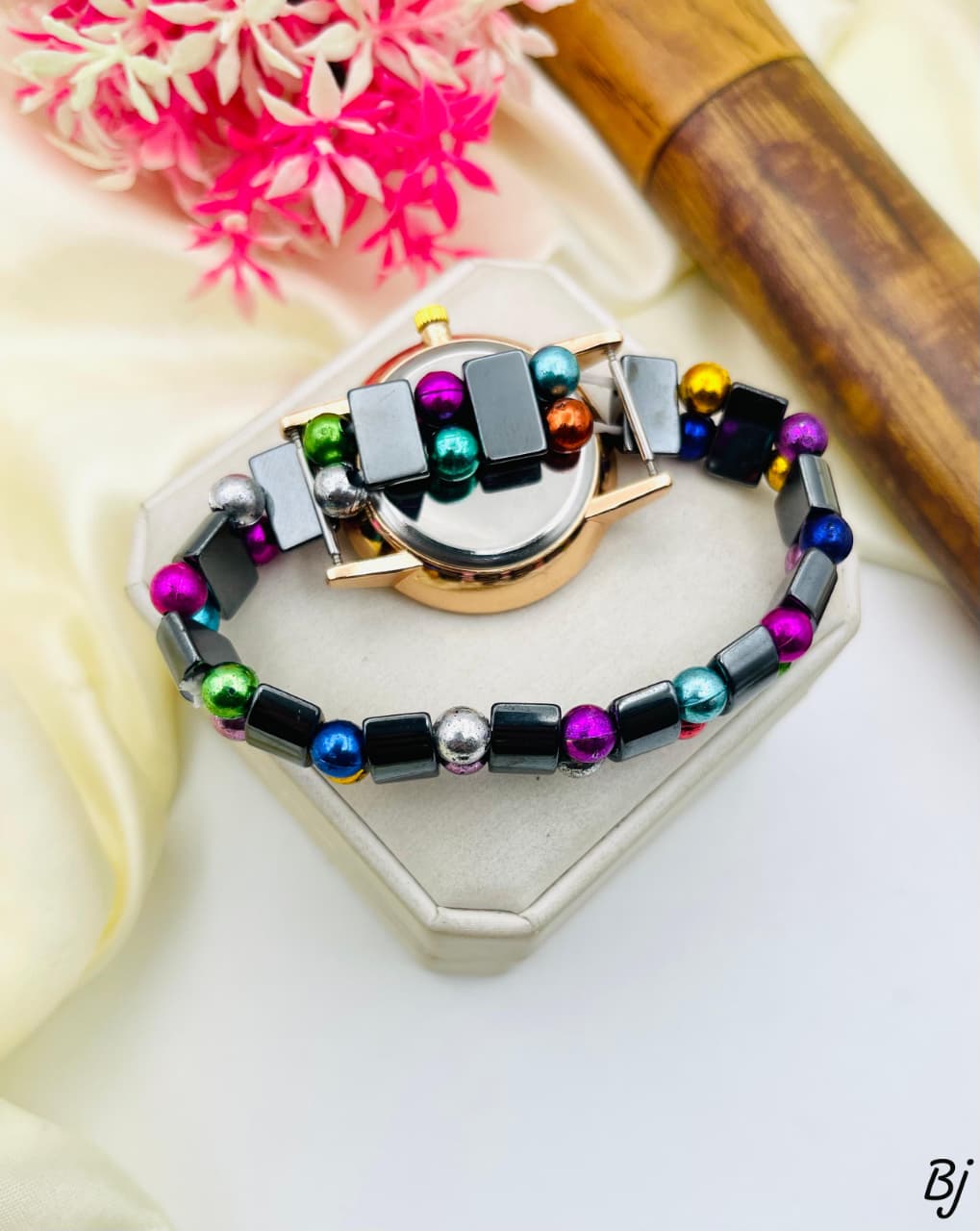 Fancy Beautiful Beats Work Scrunchies Watches For Her